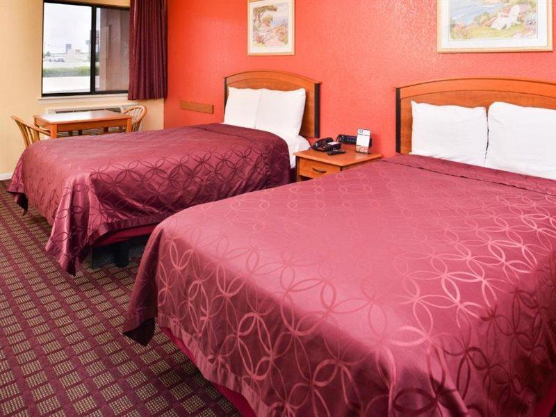 Americas Best Value Inn Buda Exterior foto