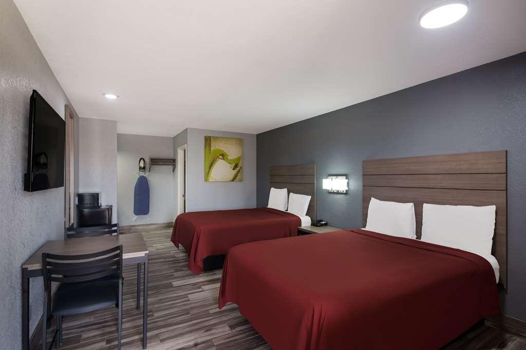 Americas Best Value Inn Buda Cameră foto